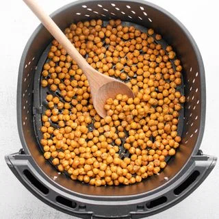 Crispy Air Fryer Chickpeas