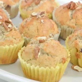 Cinnamon Muffins with Pecans