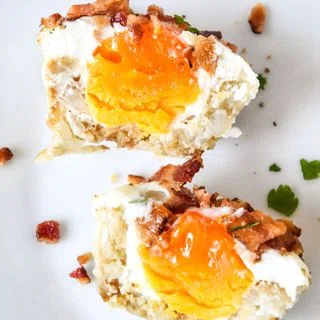 Tater Tot Crust Baked Egg Cups