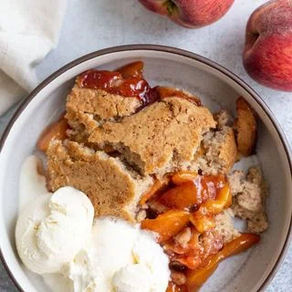 Old Fashioned Peach Cobbler