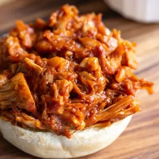 Easy BBQ Jackfruit (vegan)