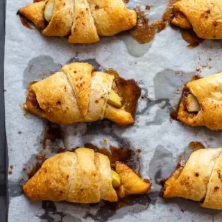 Apple Pie Crescent Rolls