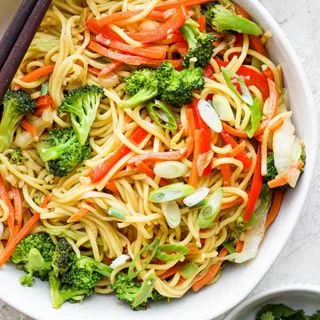 Vegetable Chow Mein