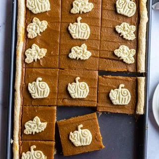 Sheet Pan Pumpkin Pie