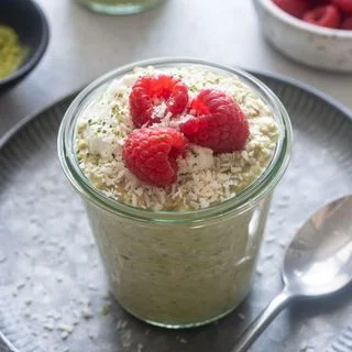 Matcha Overnight Oats