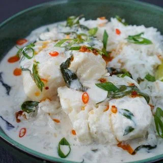 Thai-Inspired Coconut Lemongrass Poached Fish