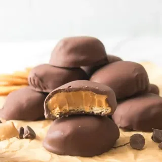 Peanut Butter Patties (Girl Scout Tagalongs)