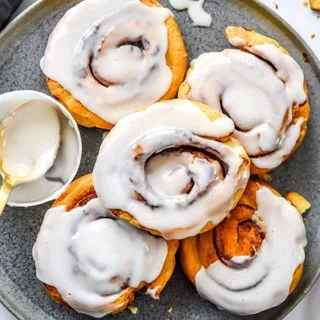Air Fryer Canned Cinnamon Rolls