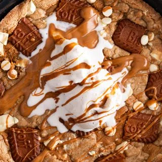 Brown Butter Biscoff White Chocolate Chip Cookie Skillet