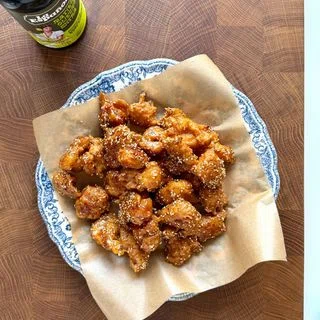 Honey Garlic Butter Crispy Chicken Bites