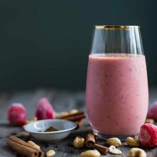 Strawberry Cinnamon Smoothie