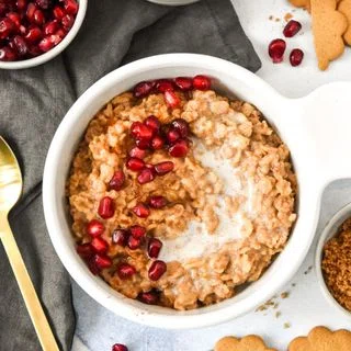 Instant Pot Gingerbread Oatmeal