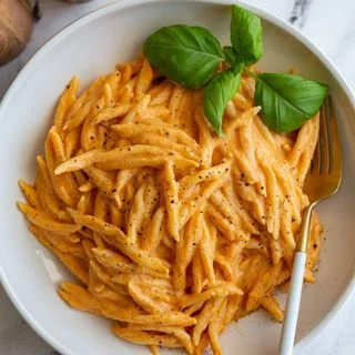 Roasted Red Pepper Tofu Pasta