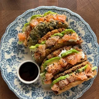 Crispy Sashimi Sushi Tacos