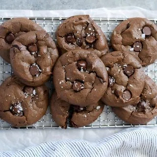 Gluten-Free Peanut Butter Chocolate Cookies