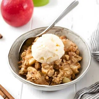 Easy Apple Crisp Recipe
