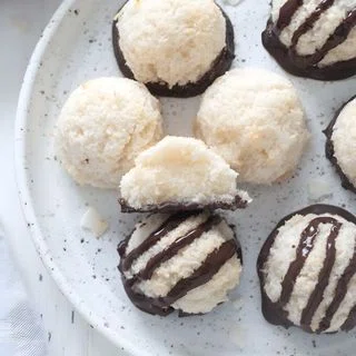 Easy Coconut Macaroons Recipe