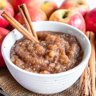 Easy Homemade Applesauce Recipe