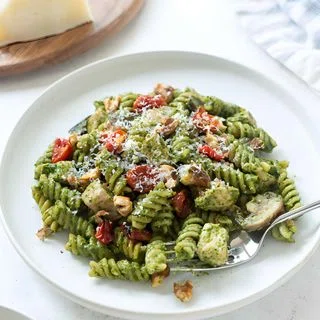 One Pot Chicken Pesto Pasta