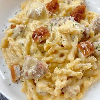 Crispy Chicken Mac & Cheese
