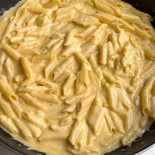 Ultimate Mac and Cheese Bake