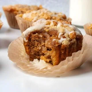 Paleo Pumpkin Muffins with Streusel Topping