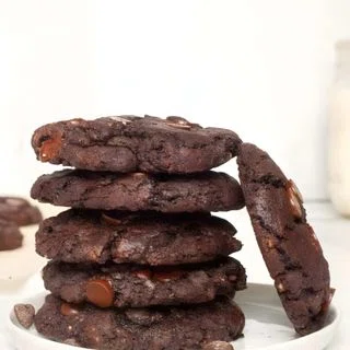 Paleo Double Chocolate Chip Cookies