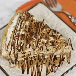 No-Bake Butterfinger Pie