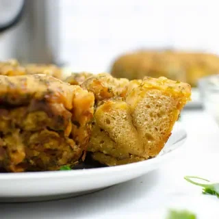 Instant Pot Garlic Parmesan Monkey Bread