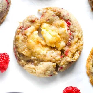 Raspberry Cheesecake Cookies