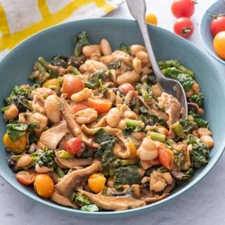 White Bean, Shiitake and Vegetable Bowl