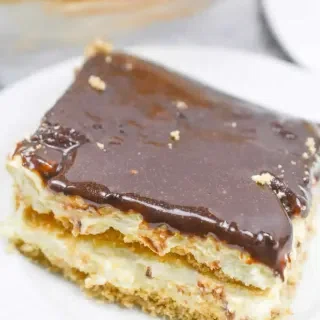 No-Bake Chocolate Eclair Cake