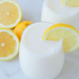 Creamy Lemonade (Condensed Milk Lemonade)