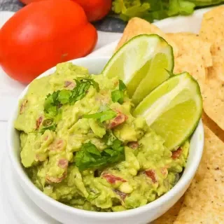 4-Ingredient Guacamole