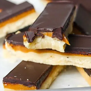 Healthy Twix Bars (Paleo, Vegan)