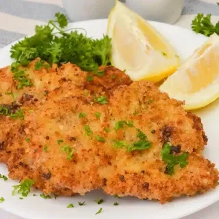Crispy Breaded Pork Cutlets
