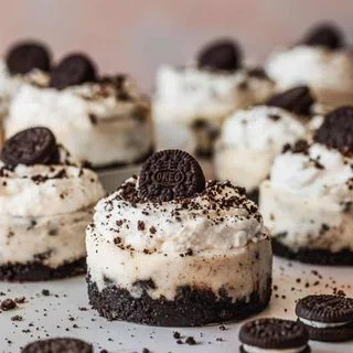 Mini Oreo Cheesecakes