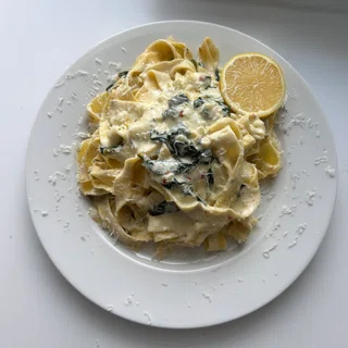 Creamy Lemon Spinach Tagliatelle