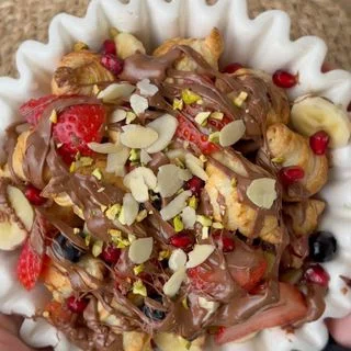 Mini Croissant Choco Fruit Bowl