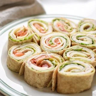 Turkey Pesto Tortilla Pinwheels