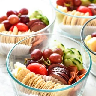 How to Turn Cheese and Crackers into DIY Adult Lunchables