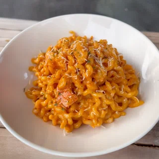 Lobster Fusilli Lunghi in Pink Vodka Sauce