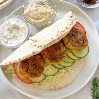 Falafel Pita