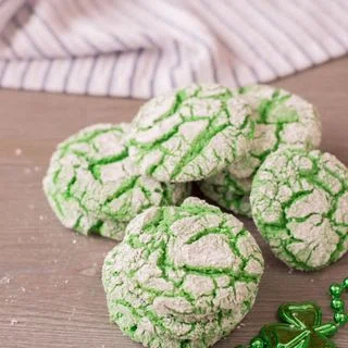 Green Vanilla Crinkle Cookies
