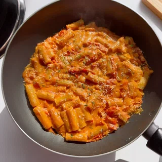 Creamy Tomato Rigatoni