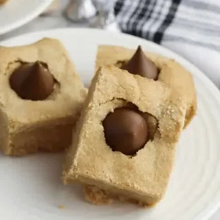 Peanut Butter Cookie Bars