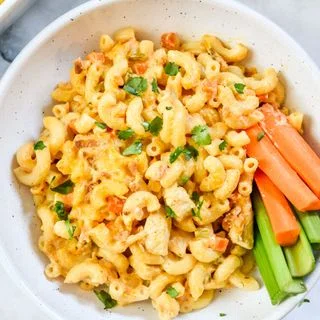 Buffalo Chicken Mac and Cheese