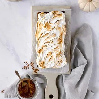 Small Batch Pumpkin Pie Bars with Swiss Meringue