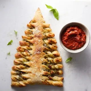 Christmas Tree Pull-Apart Pizza Bread