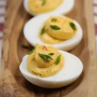 Sriracha Spicy Deviled Eggs